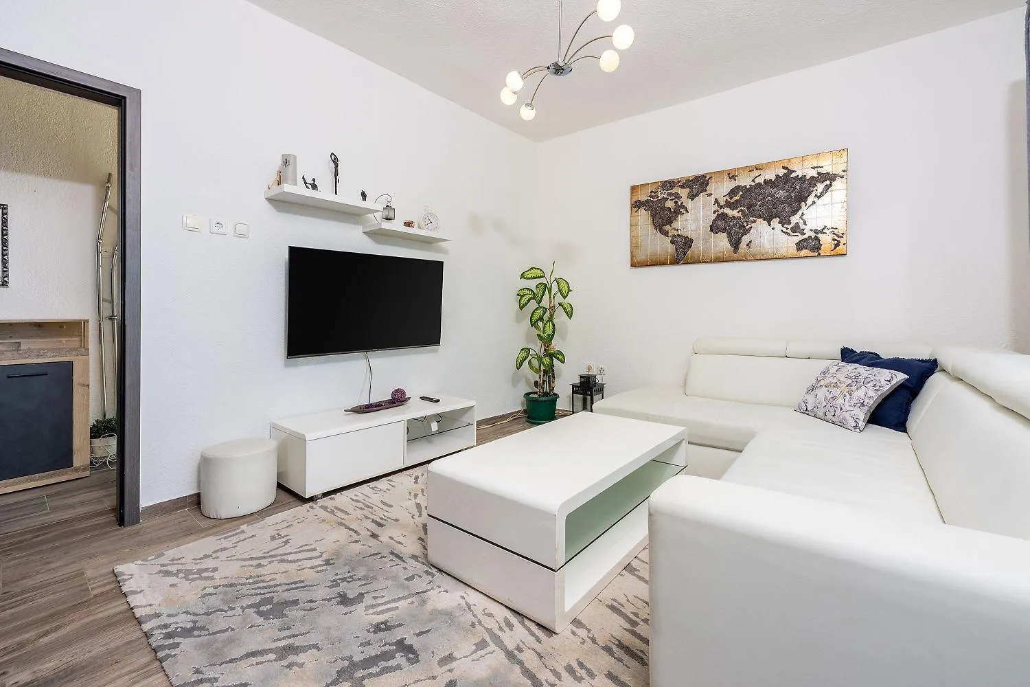 Beeindruckendes Apartment Mit Whirlpool, Lounge-Liegen, Meerblick, Grill Dramalj