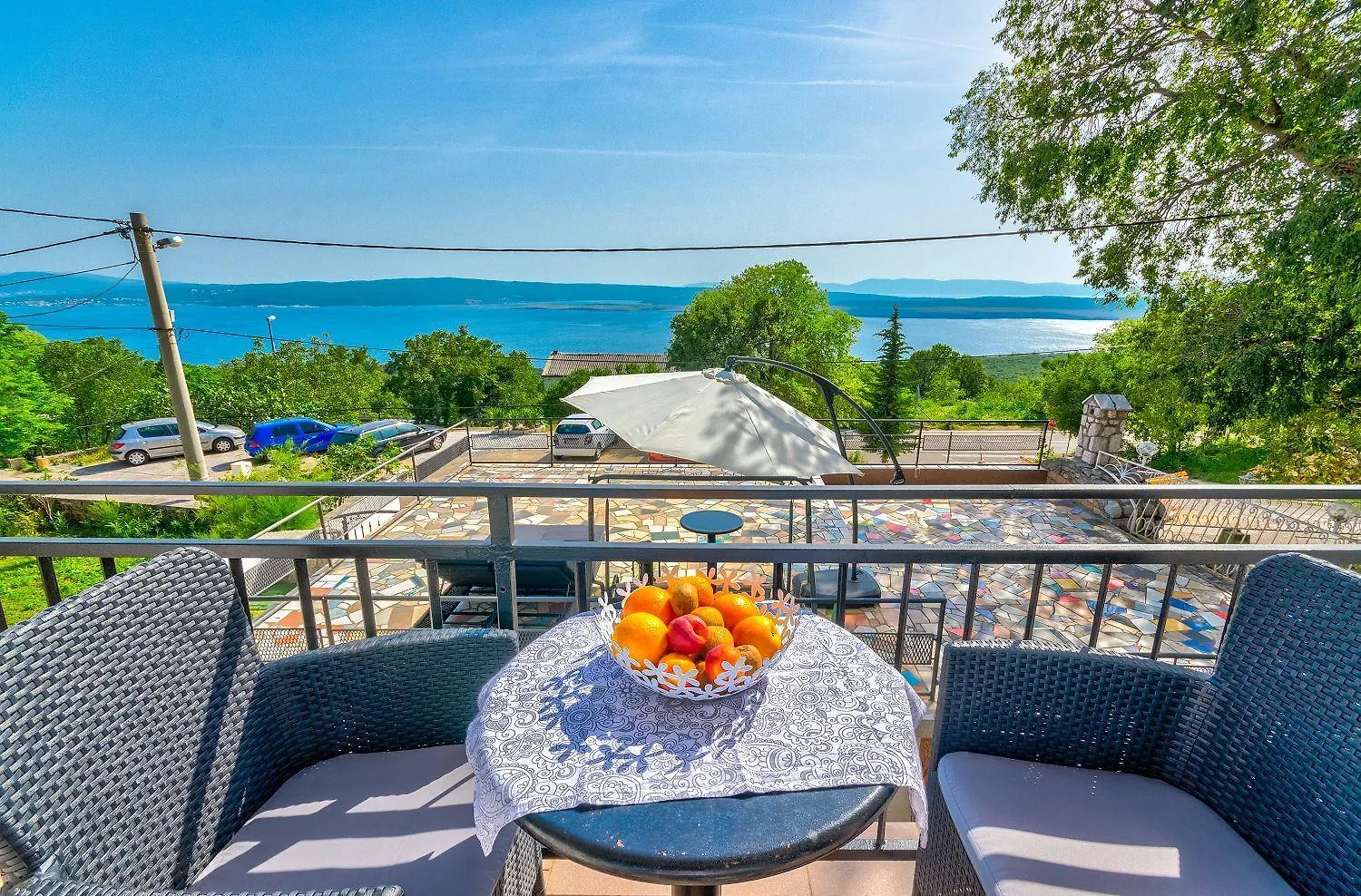 Beeindruckendes Apartment Mit Whirlpool, Lounge-Liegen, Meerblick, Grill Dramalj